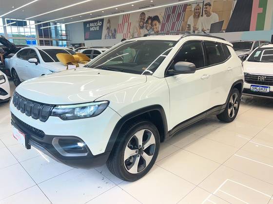 JEEP COMPASS 2.0 TD350 TURBO DIESEL LONGITUDE AT9 JEEP COMPASS 2.0 TD350 TURBO DIESEL LONGITUDE AT9